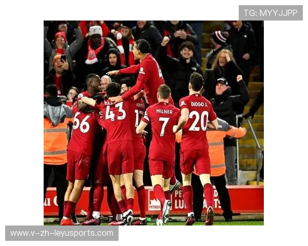 利物浦门前补射在混战中脱颖而出